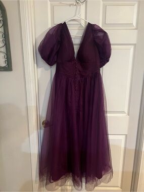 Elegant Purple Tulle Midi Dress with Puff Sleeves
